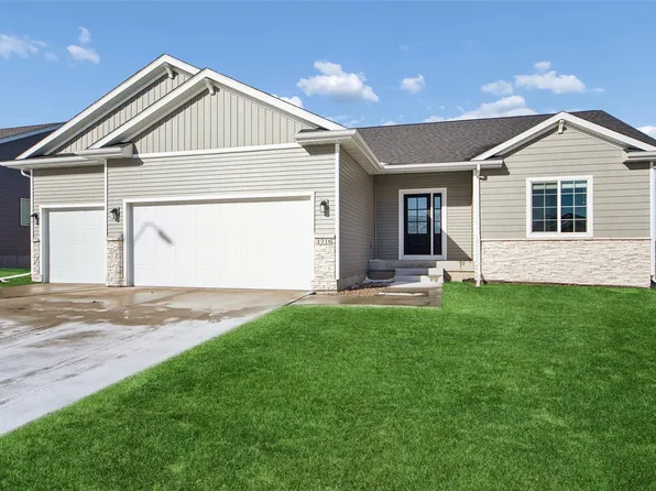 1716 NW Sunset Ln, Grimes, IA 50111