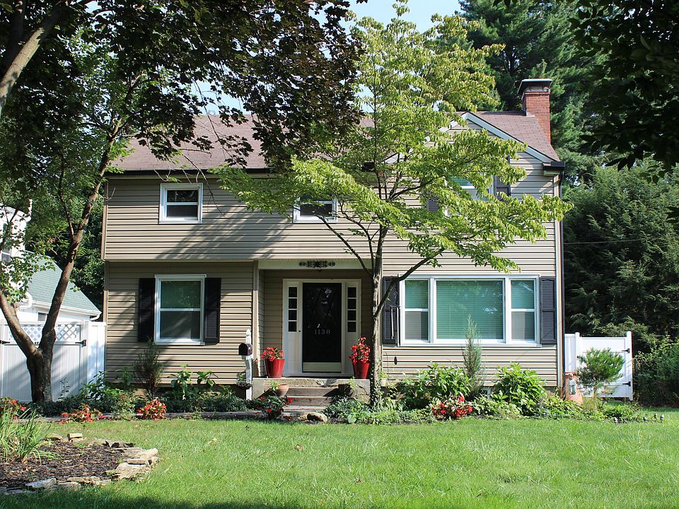 1st image of 1138 Moundview Ave