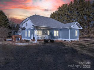 2307 Fruitland Rd, Hendersonville, NC 28792