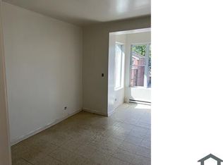 6105 S Laflin St #105, Chicago, IL 60636