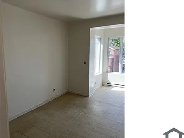 6105 S Laflin St #105, Chicago, IL 60636