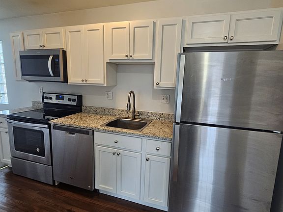 5th image of 204 Cherry St #A13