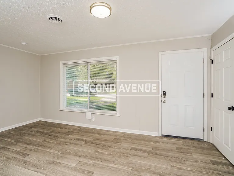 6111 Trena Trl — Photo 7