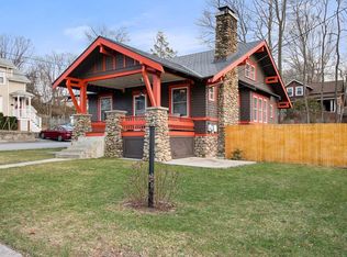 92 Summit Ave, West Warwick, RI 02893