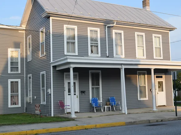 516 Chestnut St, Mount Holly Springs, PA 17065