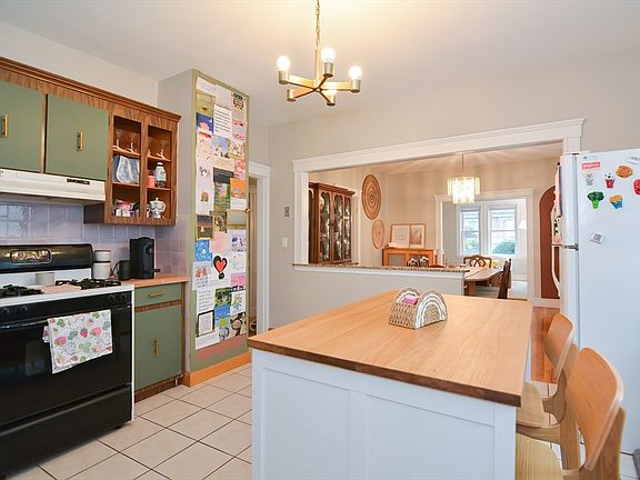 2nd image of 93 Faywood Ave