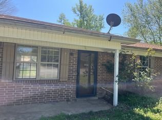 915 W Baltimore St, Greenwood, AR 72936