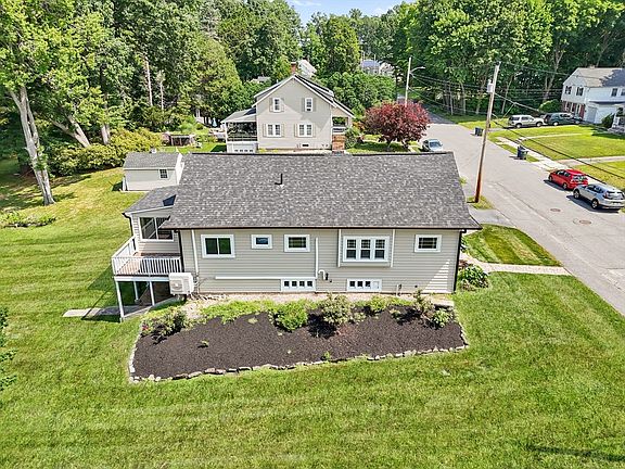 4th image of 48 Sargent Ave