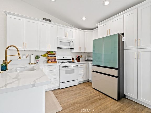 5th image of 6862 Shadow Ridge Pl