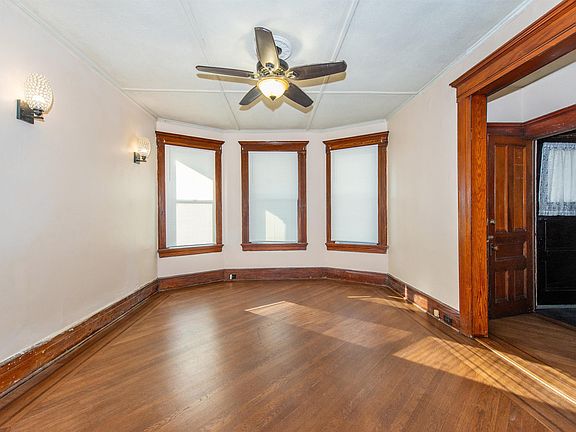4th image of 37 Park Ave