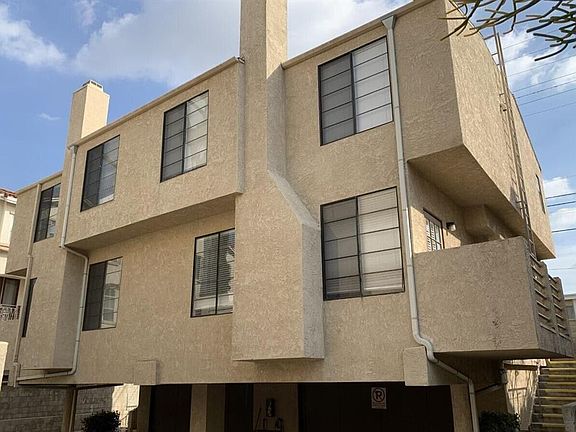 3rd image of 1018 Arcadia Ave #10