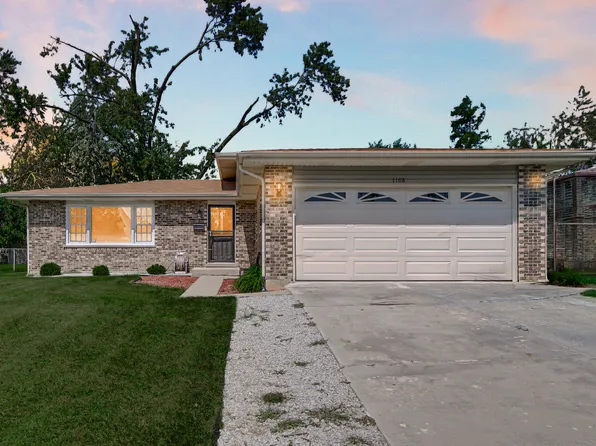 1108 Amherst Ln, University Park, IL 60484