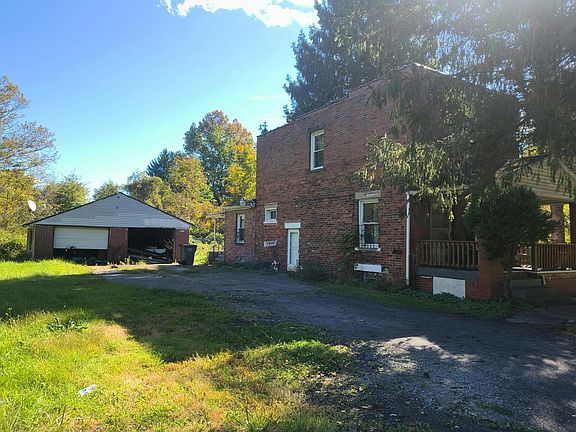 3rd image of 1527 Liberty Rd