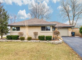 151 S Prairie Ave, Bloomingdale, IL 60108
