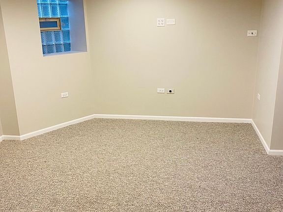 5th image of 3110 W Fullerton Ave #1G
