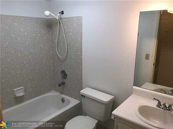 5th image of 9385 S Belfort Cir
