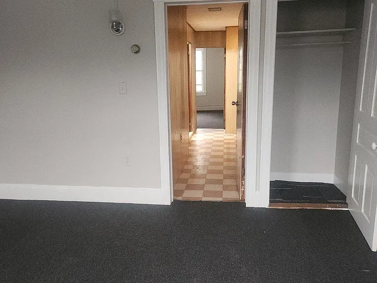 115 W Railroad St — Photo 13