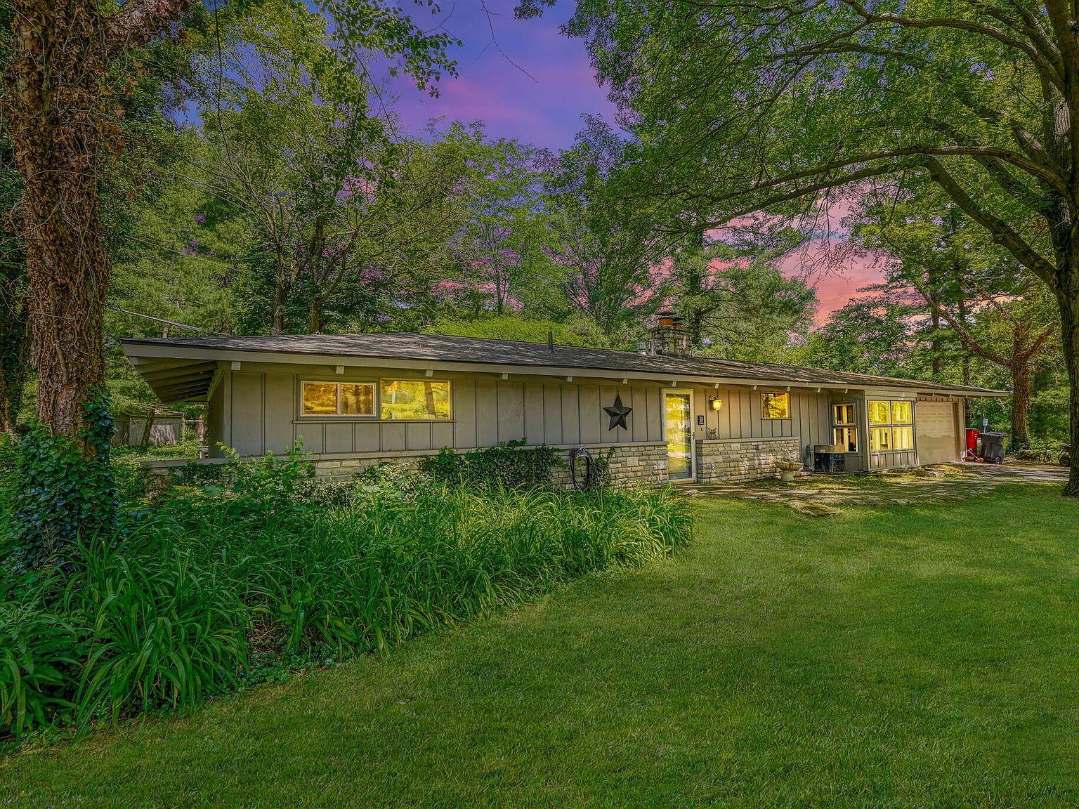 3725 Dublin Rd, Columbus, OH 43221 | Zillow