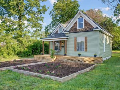 1301 E Locust Street, Springfield, MO, 65803