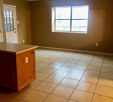 5th image of 11115 Palafox Dr