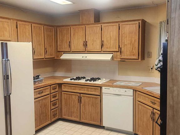 5th image of 1113 Southlyn Pl