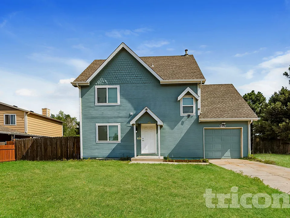 4470 Hollyridge Dr