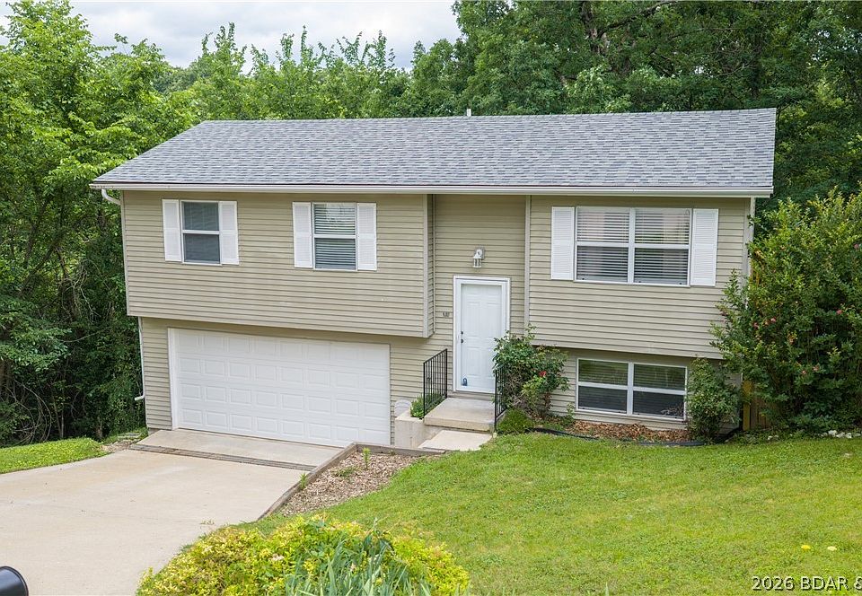 1st image of 401 Christopher Dr