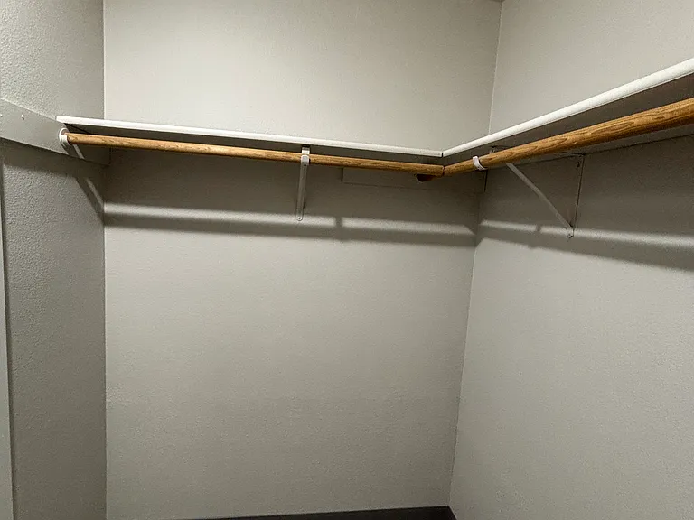 Chambers Crest Apartments — Photo 37