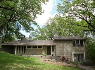 10706 Minnetonka Blvd, Hopkins, MN 55305