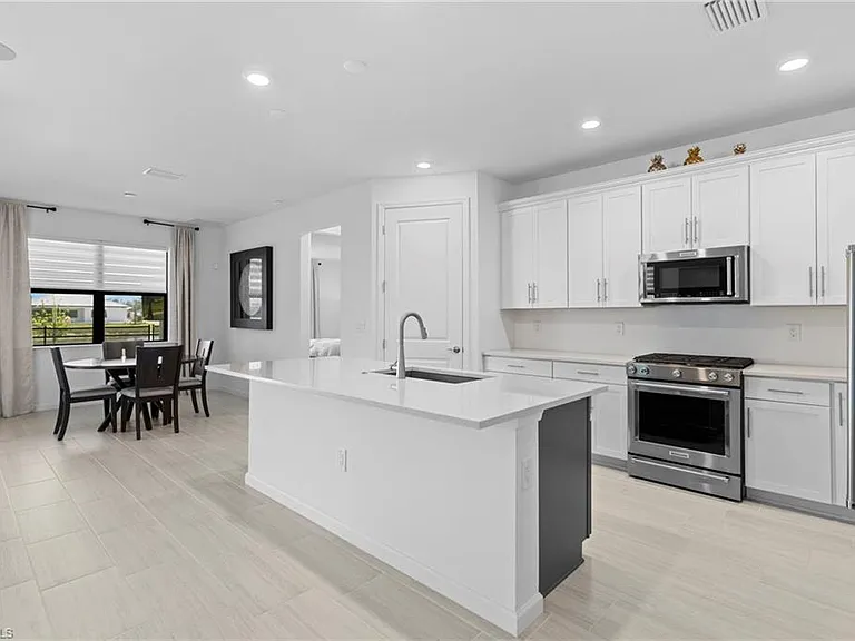 1854 Amador Ct — Photo 17