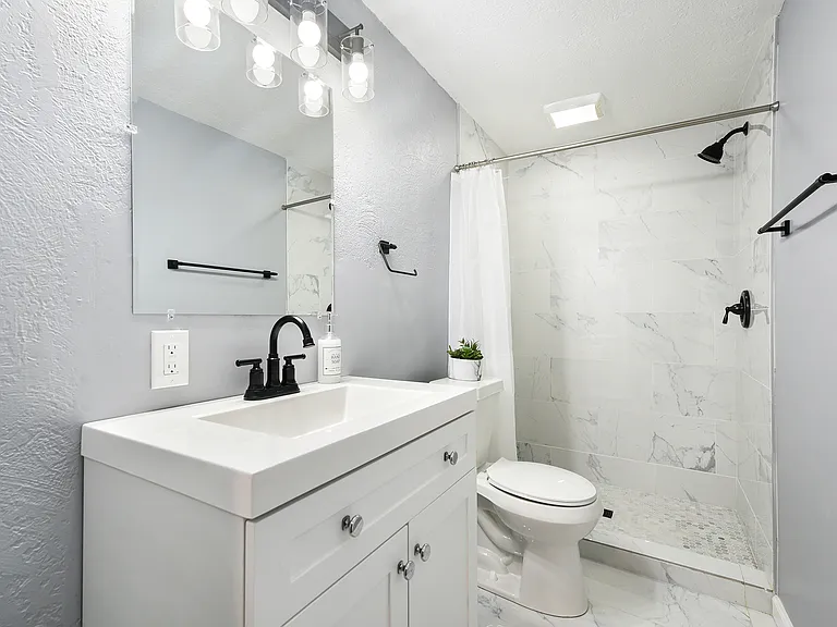 1910 Fox Way — Photo 15
