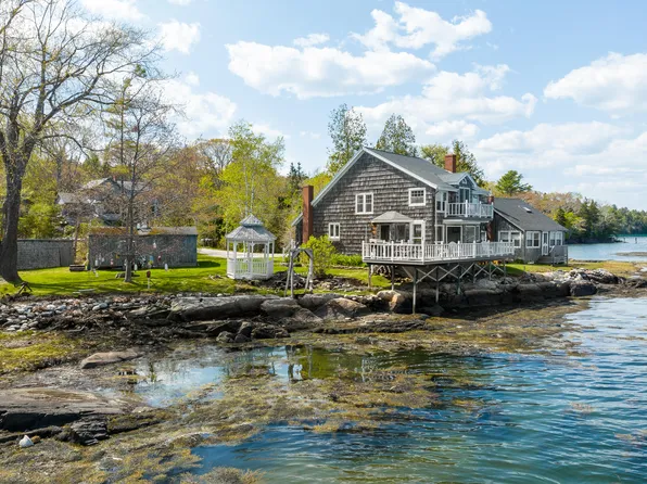 5 Sailors Way, Harpswell, ME 04079