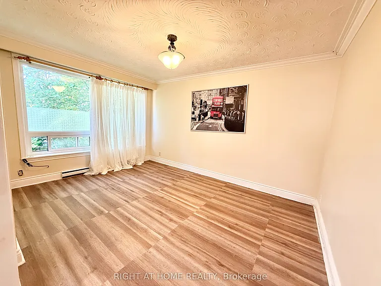 538 Merton St #2 — Photo 5