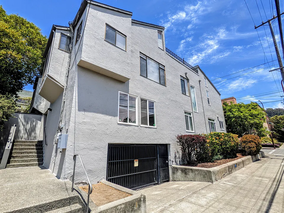 Oxford-Cedar Apartments