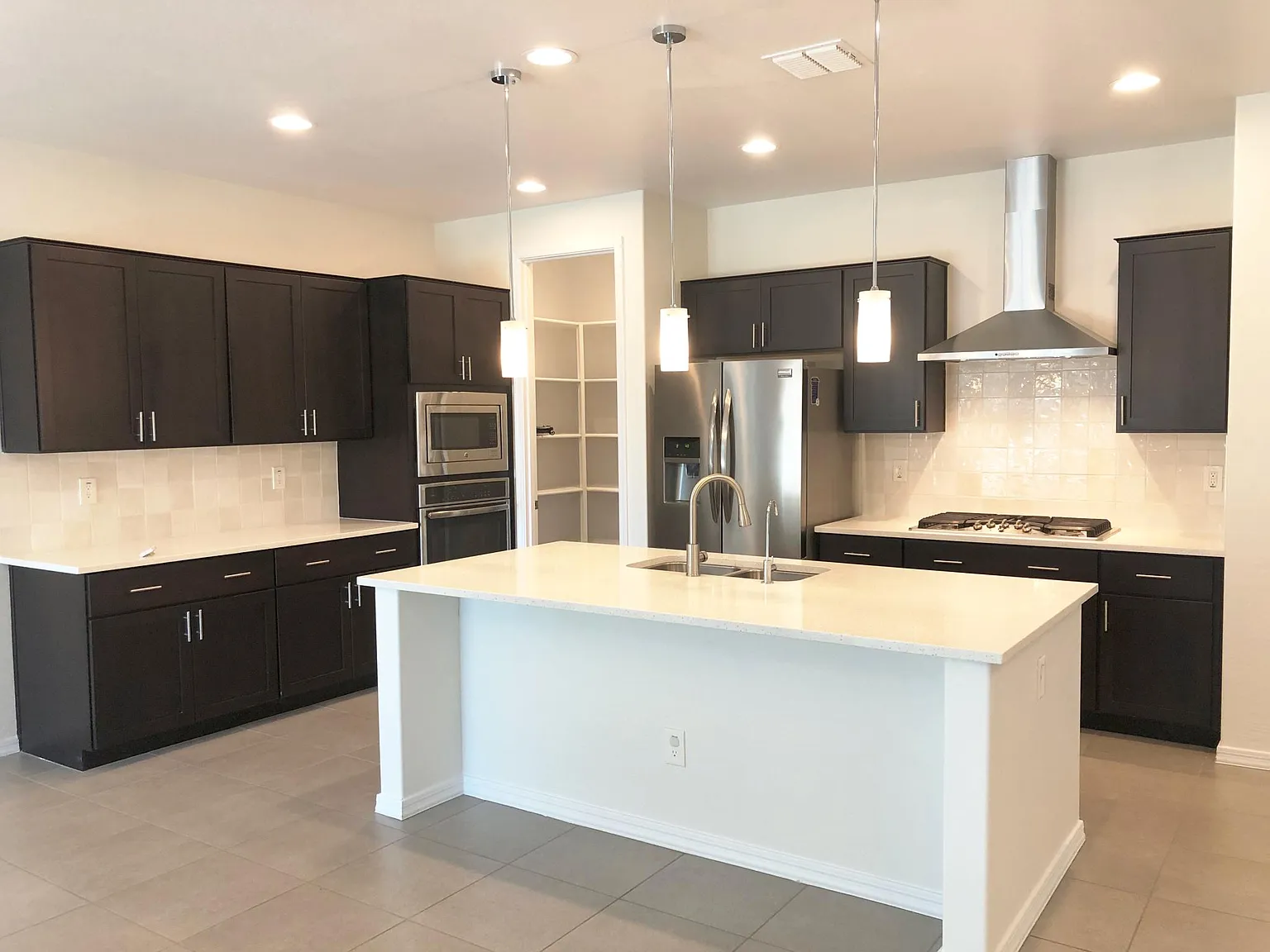 20737 E Canary Way — Photo 3