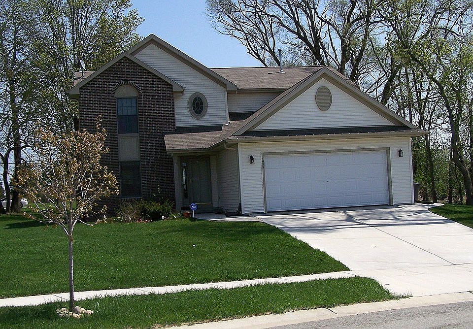 1st image of 1411 Clearwater Dr