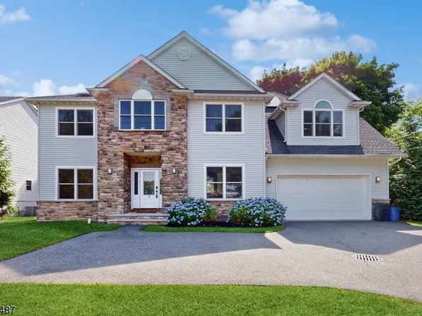 12 Lincoln Park Rd, Pequannock Twp., NJ 07440