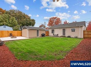 704 Waverly Dr SE, Albany, OR 97322