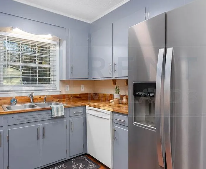 2532 Parkwood Dr — Photo 12