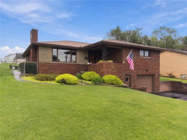 656 N Geary St, Mount Pleasant, PA 15666