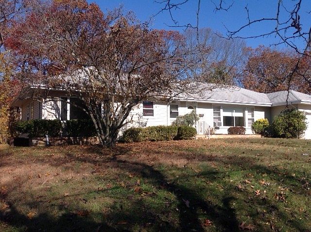 1st image of 661 8th St