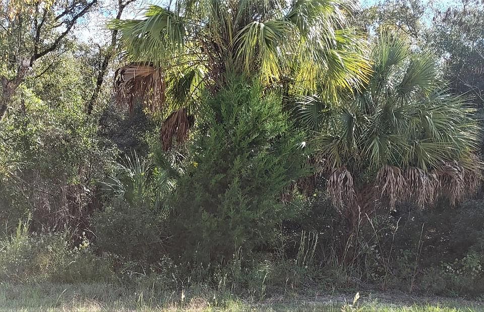 1st image of SE 23rd Pl Lot 6