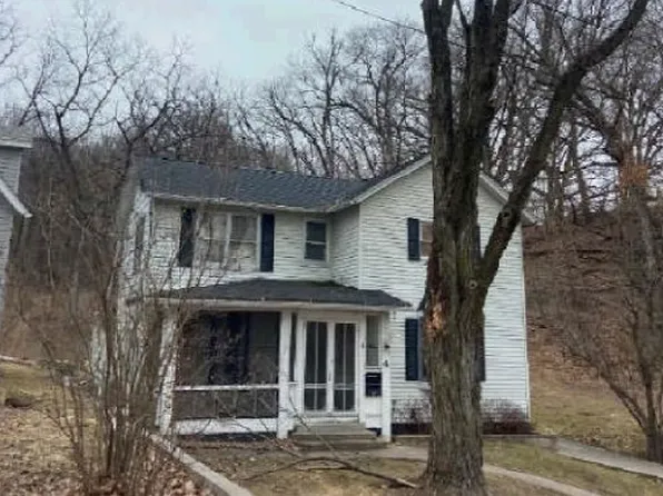 4 Hill St, Savanna, IL 61074