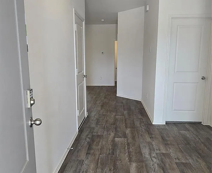 3046 Holland Lakes Dr — Photo 4
