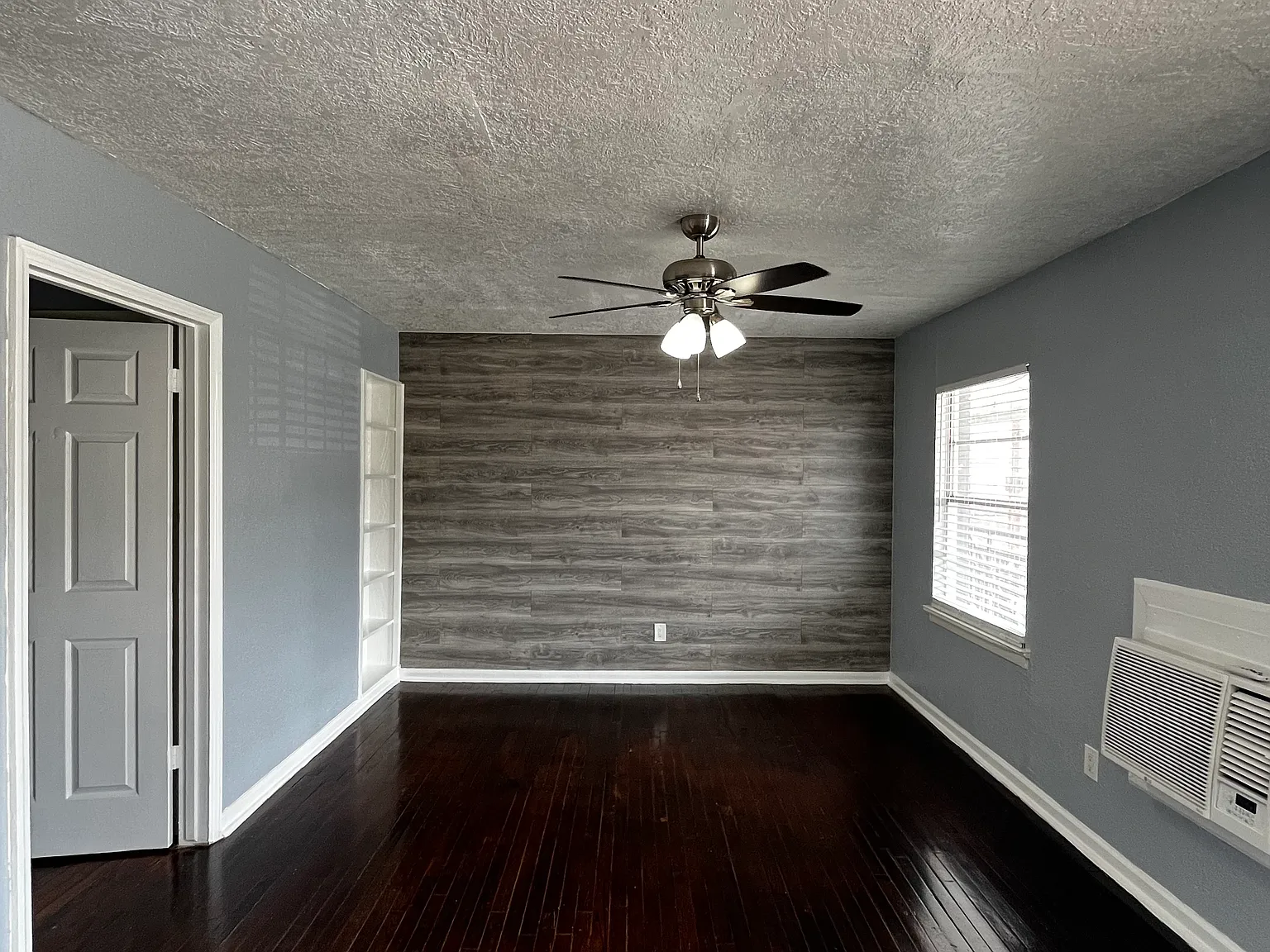1 bed, 501 sqft, $900 — Photo 2