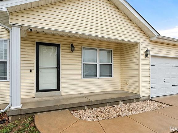 5th image of 319 Hawks Perch Pl