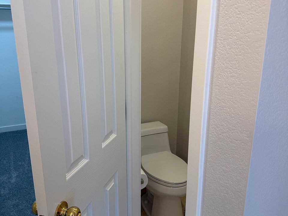 1st image of 3620 Oakwood Dr #Na