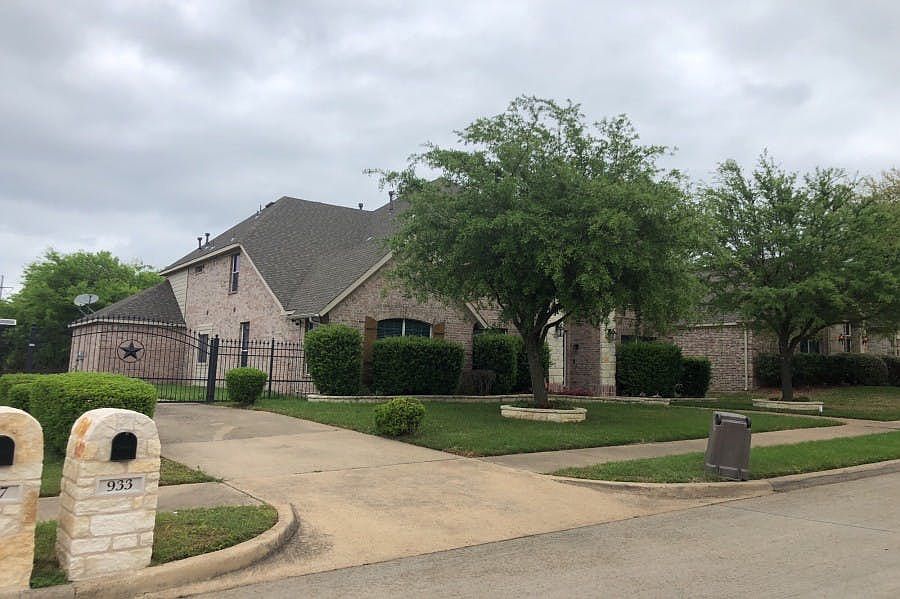 933 Cherry Hill Ln, Desoto, TX 75115 Zillow
