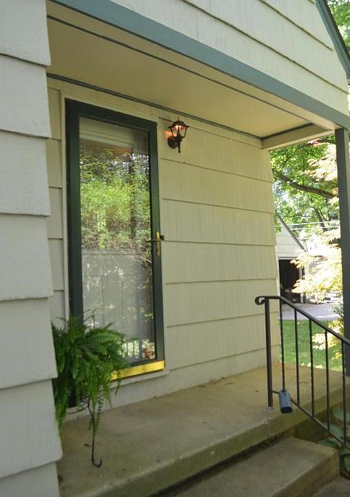 1st image of 691 Overbrook Dr