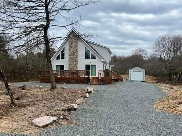 22 Petrarch Trl, Albrightsville, PA 18210